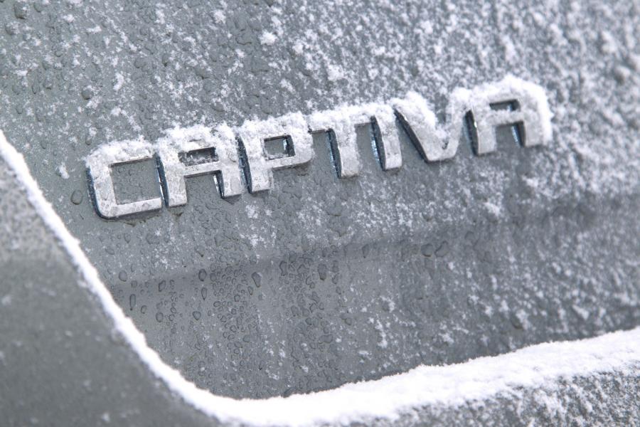  Chevrolet Captiva 2010 года  (фото 21 из 88)